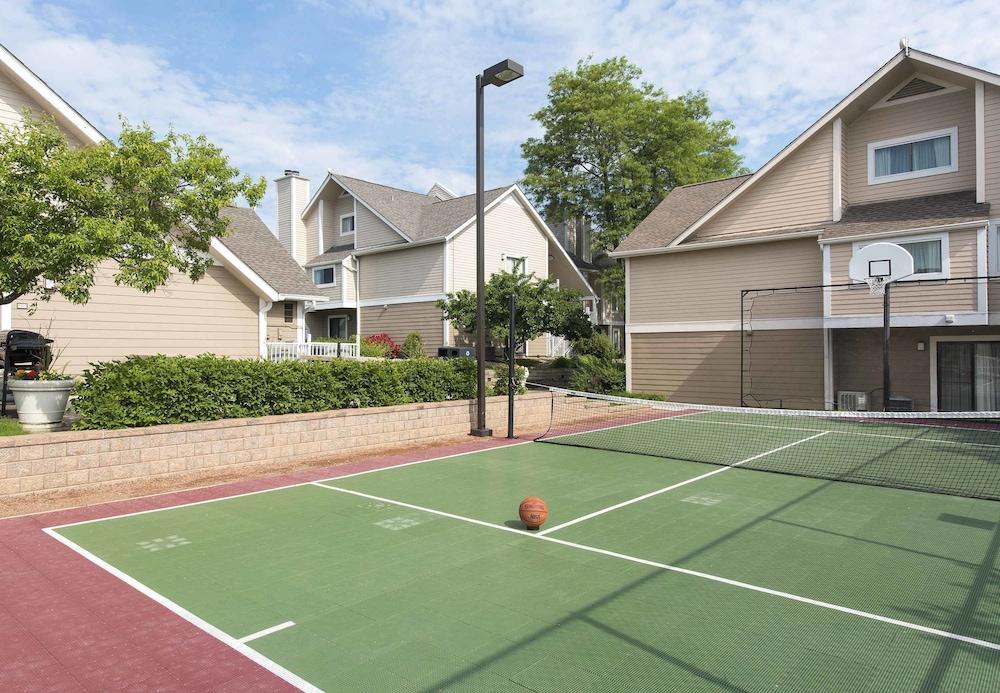 Sonesta Simply Suites Cleveland Airport Middleburg Heights Luaran gambar