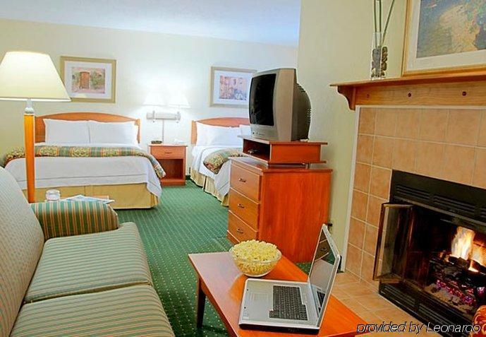 Sonesta Simply Suites Cleveland Airport Middleburg Heights Bilik gambar